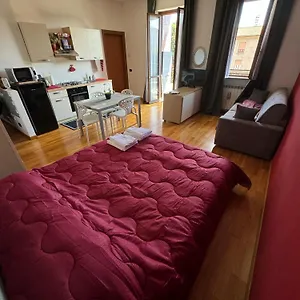 Pantone Cremisi-seregno Center Appartamento Seregno