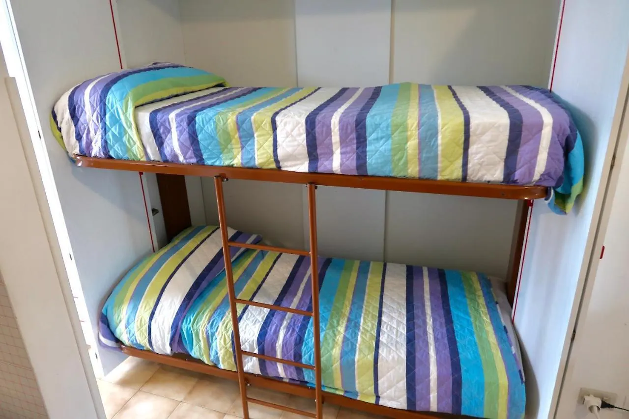 Grazioso Appartamento N 61 A 100 Mt Dal Mare Bibione Italia