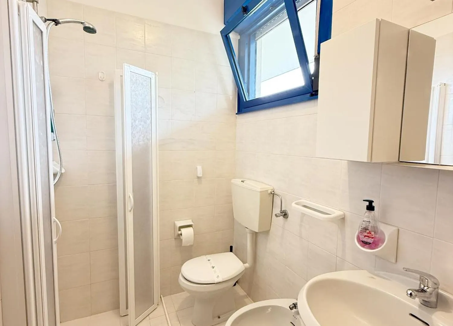 Grazioso Appartamento N 61 A 100 Mt Dal Mare Bibione Italia